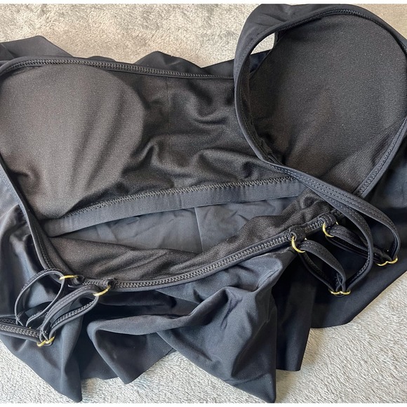 Black Ruffle Tankini Top & Striped High Waist Swimsuit Bottoms - Picture 4 of 10